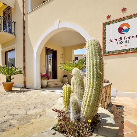 Cala Di Ponente Hotell Castelluzzo Exteriör bild