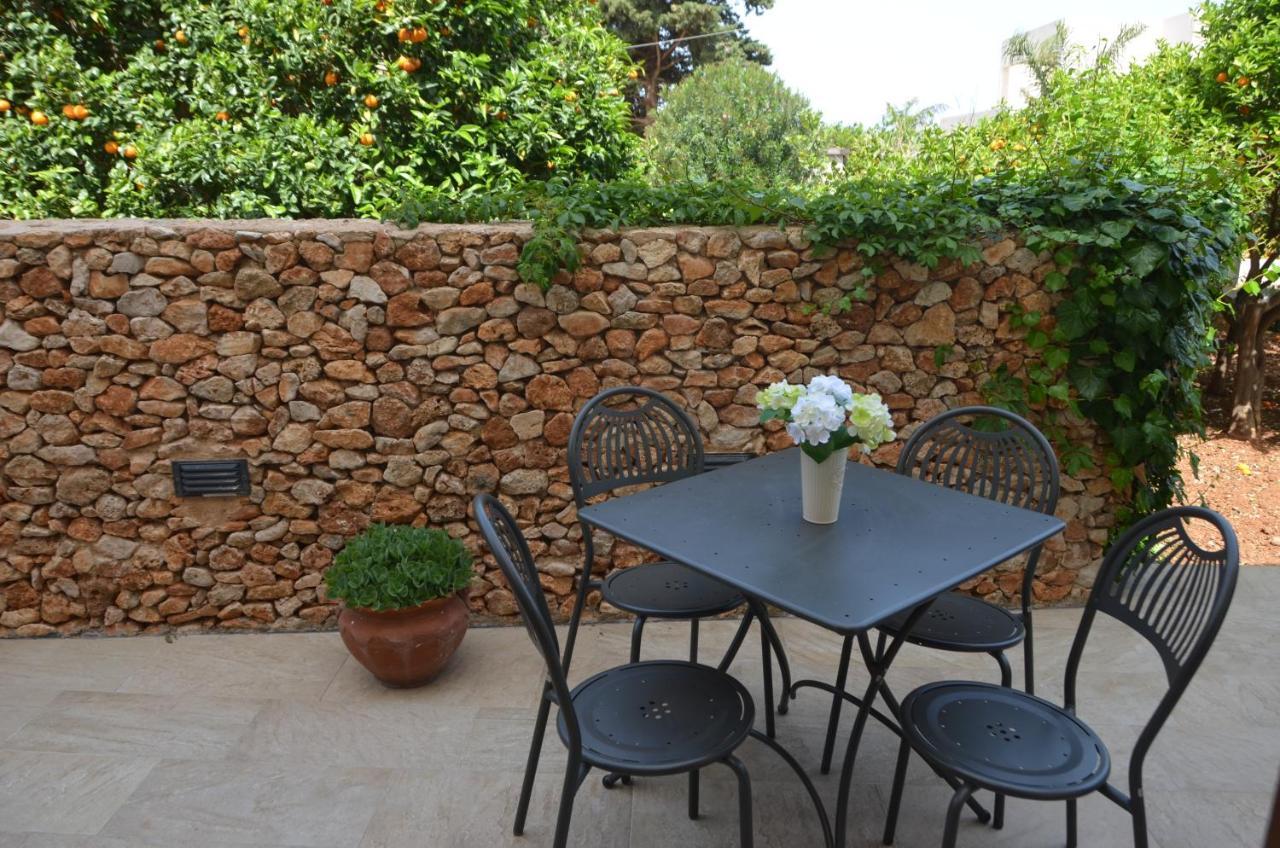 Cala Di Ponente Hotell Castelluzzo Exteriör bild