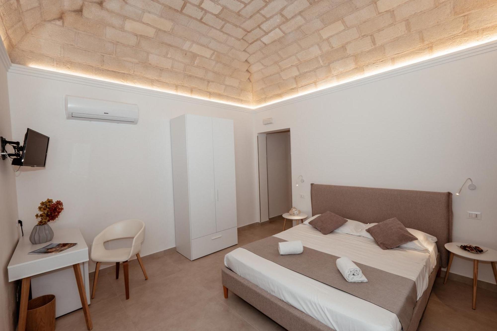 Cala Di Ponente Hotell Castelluzzo Exteriör bild